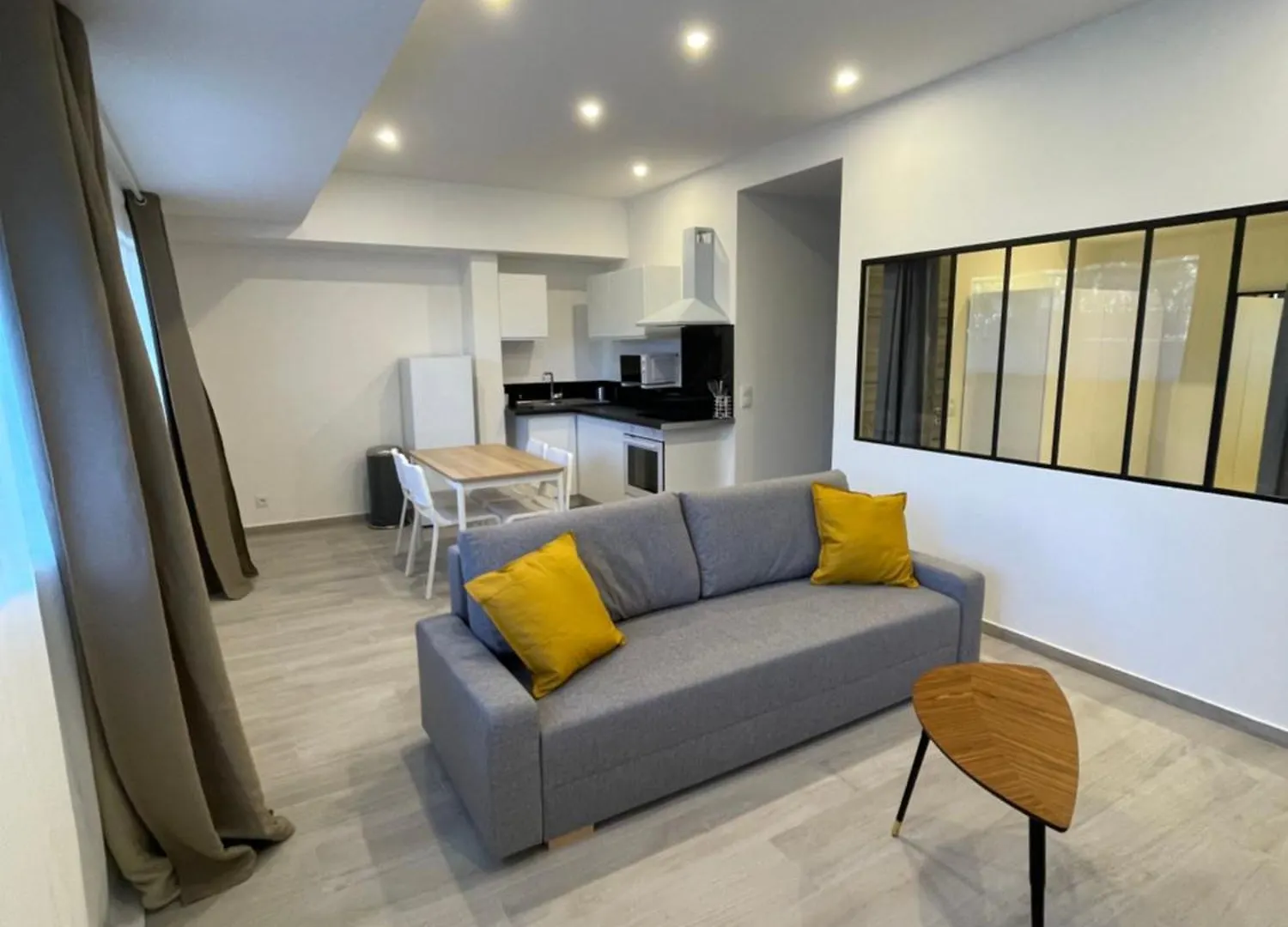 New Flat 1 Min From Beach And Sea ! Juan-les-Pins France